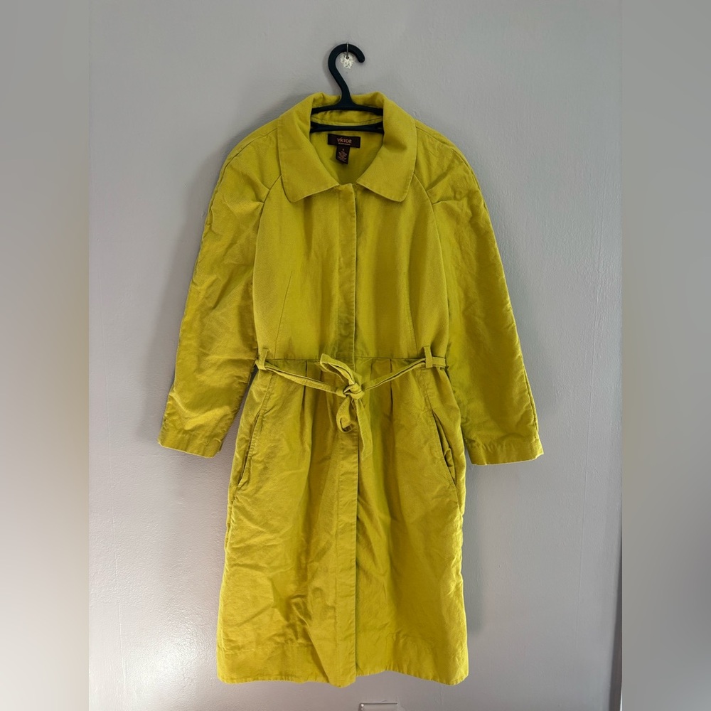 Víctor Alfaro Coat Size 8